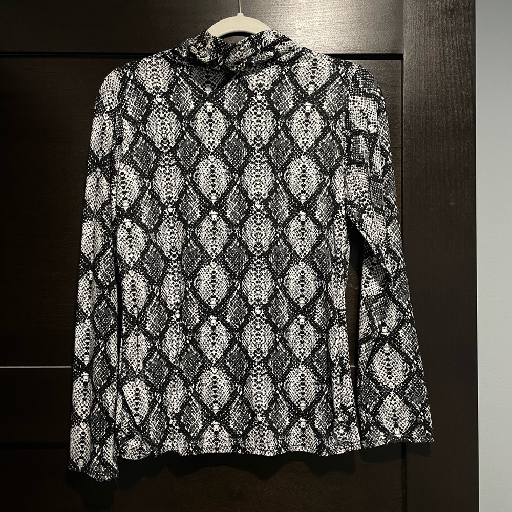 Snakeskin Print Turtleneck
